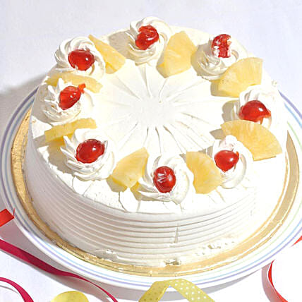 Delicious Pineapple Cake: Send Cakes To Pakistan