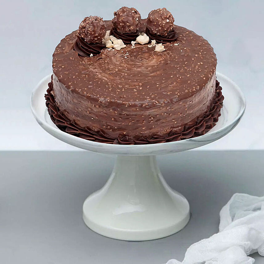 Ferrero Rocher Chocolate Cake: 