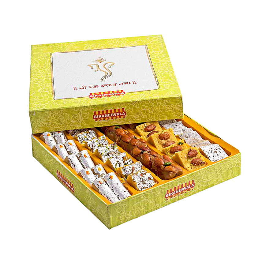 Panchratan Mix Sweet Box: Send Sweets To Qatar