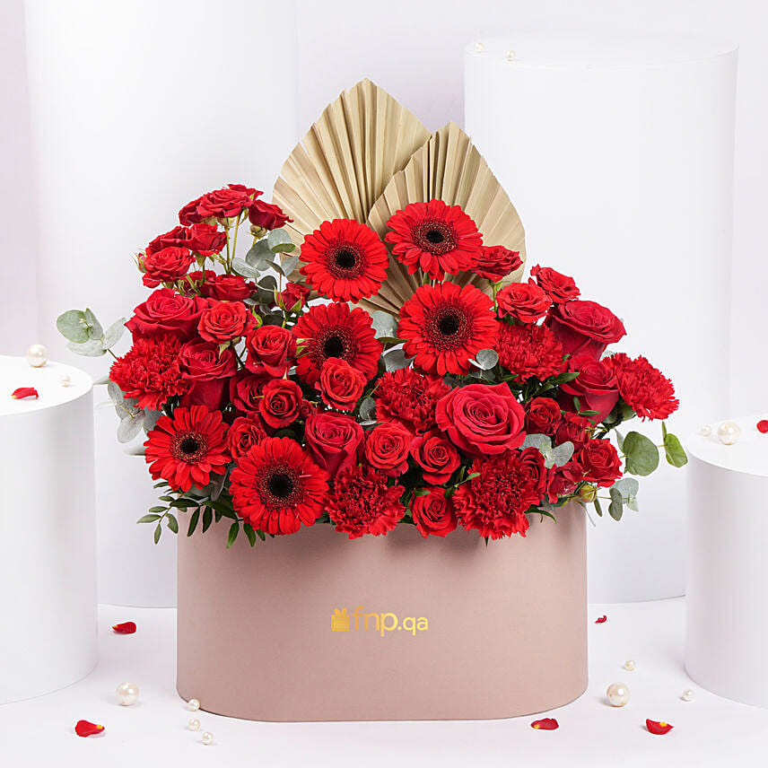 Timeless Blooms Valentines Flower Arrangement: Send Valentine's Day Gifts to Qatar