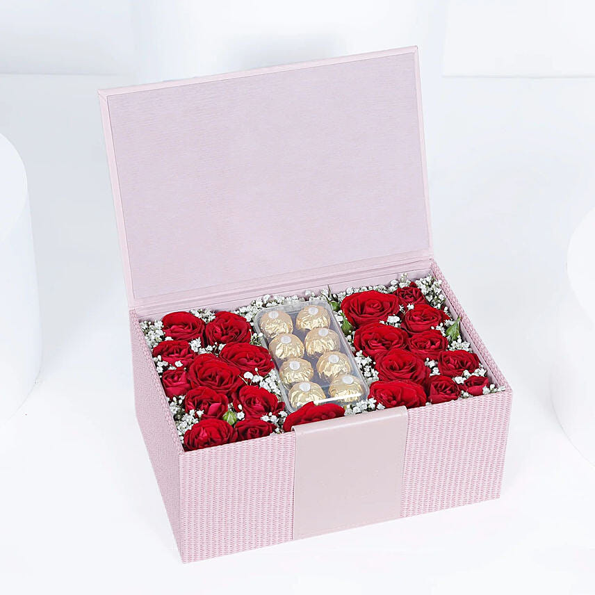 Box of Rochers and Bloooms: Send Flowers N Chocolates to Qatar