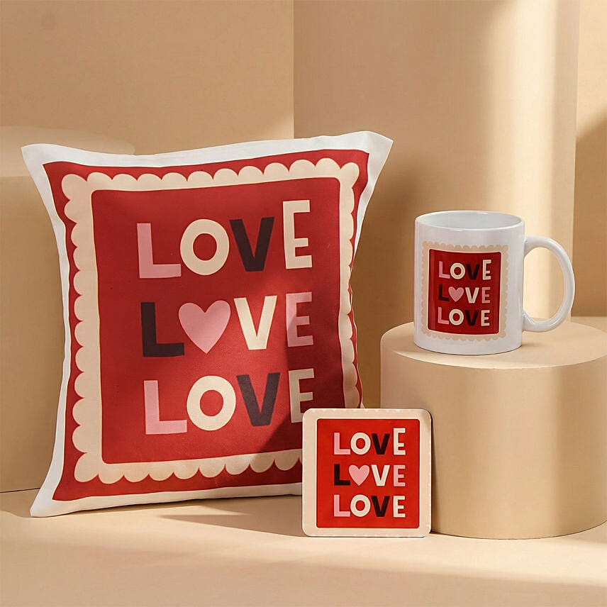 Printed Love Gift Combo Set: Send Valentine's Day Gifts to Qatar