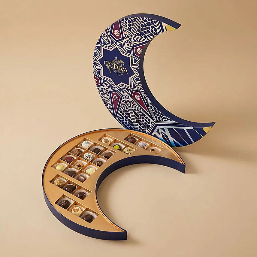 Godiva Ramadan Moon Shaped Chocolate Box &ndash; 24 Pieces: 