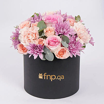 Elegant Flower Arrangement in a Black Box: Send Flowers to Qatar