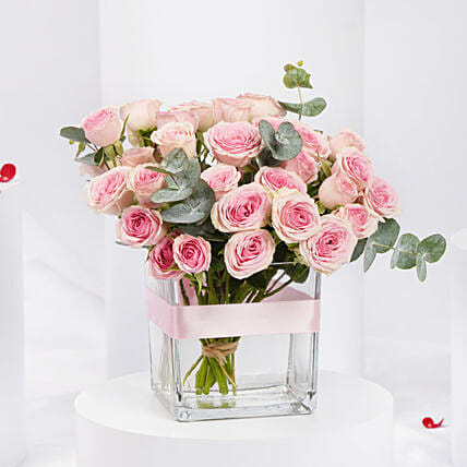 Valentine Romance Flower Arrangement: 