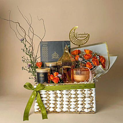 Ramadan Heritage Delight Hamper: Send Ramadan Gifts to Qatar
