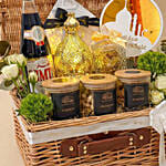 Fanoos & Flavors Luxury Hamper