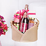 Bateel Duchess Hamper With Flowers
