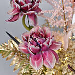 هدية عيد ميلاد مع عبارة العمر كله فرح مع ورود وشوكولاته