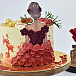 كيكة ريد فلفيت لذيذة مع وردة حمراء طويلة العمر وصورة محفورة