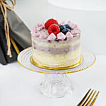 ميني كيك بالتوت مع باقة ورد