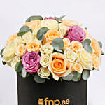 Mix Roses in Black Box