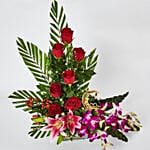 زهور رمضان كريم المميزة في مزهرية زجاجية