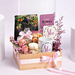 بوكس ورد مع هدايا يوم المرأة