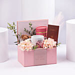 طقم هدايا يوم المرأة الأنيق