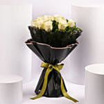 Luxury Led White Roses Gift Bouquet