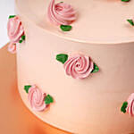 كيك عيد الأم بتلات السعادة بالردفلفت