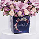 باقة ورد عيد ميلاد مع شوكولاتة بلجيكية