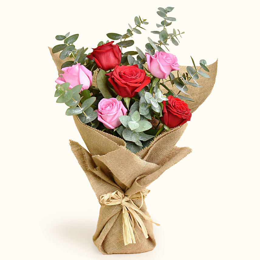 3 Pink 3 Red Roses Valentines Bouquet: Send Gifts to Saudi Arabia
