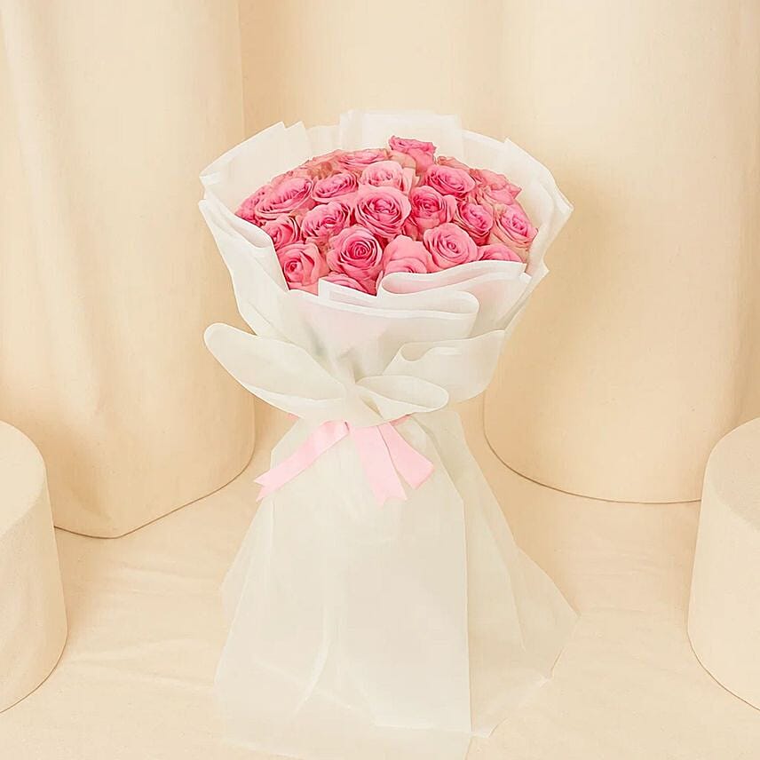 Exotic Pink Roses Flower Bouquet: Send Flowers to Saudi Arabia