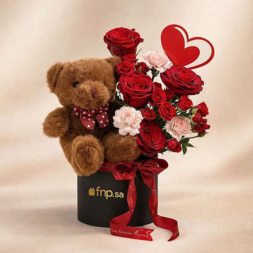 love hugs valentines gift box: Valentines Day Gifts to Saudi Arabia