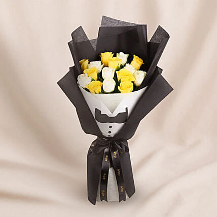 An elegant bouquet of roses for the special man: Fathers Day Gifts to Saudi Arabia