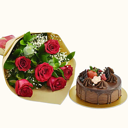 Chocolate Cake with Bunch of 6 Red Roses: Send Flowers and Cakes to Saudi Arabia