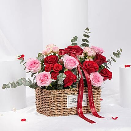 Love Basket Red N Pink Roses: Gift Delivery Jeddah