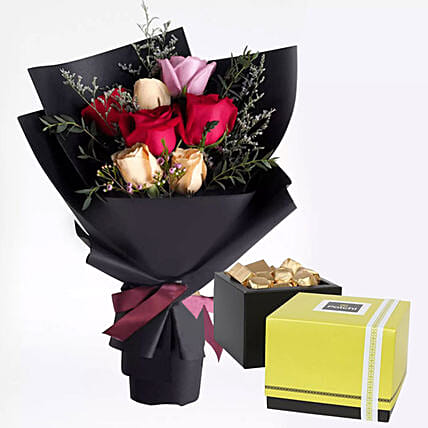 Mixed Roses Posy & Patchi Chocolates: 