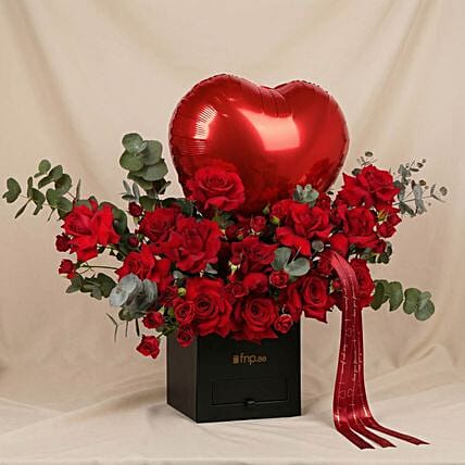 Valentine Day Red Roses n Heart Shape Balloon: Send Valentines Day Gifts to Saudi Arabia