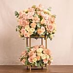 Cappuccino Roses Beauty Stand
