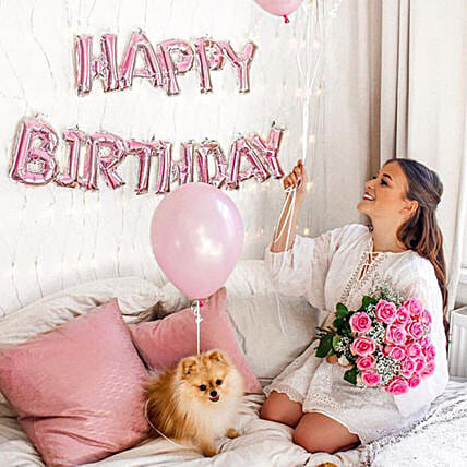 مفاجأة عيد ميلاد لطيفة: توصيل هدايا سنغافورة