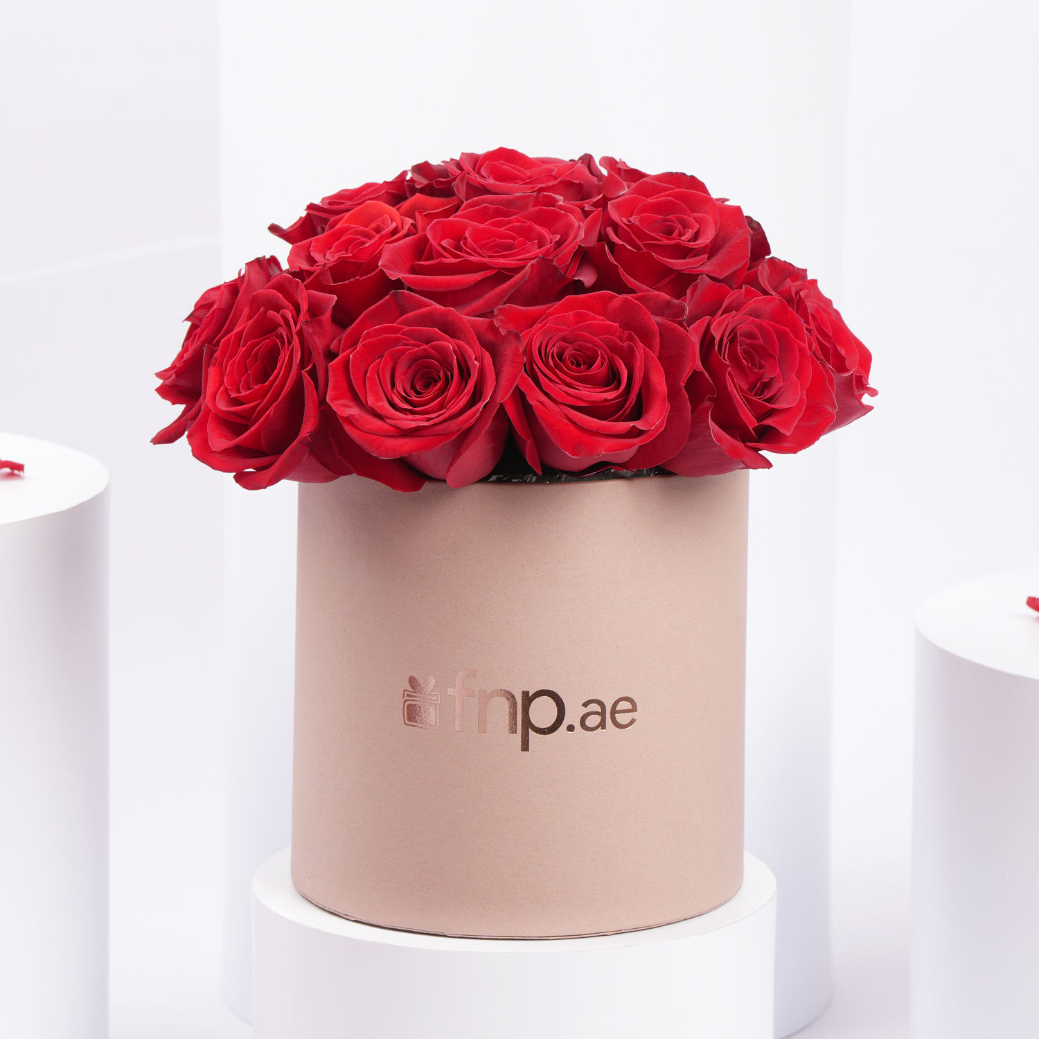 Order 15 Roses Box Online | Same-Day Delivery UAE - Fnp.ae
