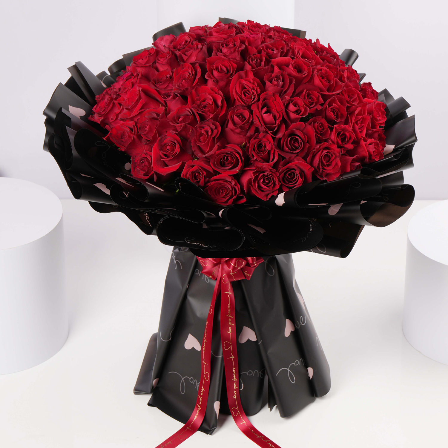 Order Valentine 111 Red Roses Bouquet Online | Same-Day Delivery UAE