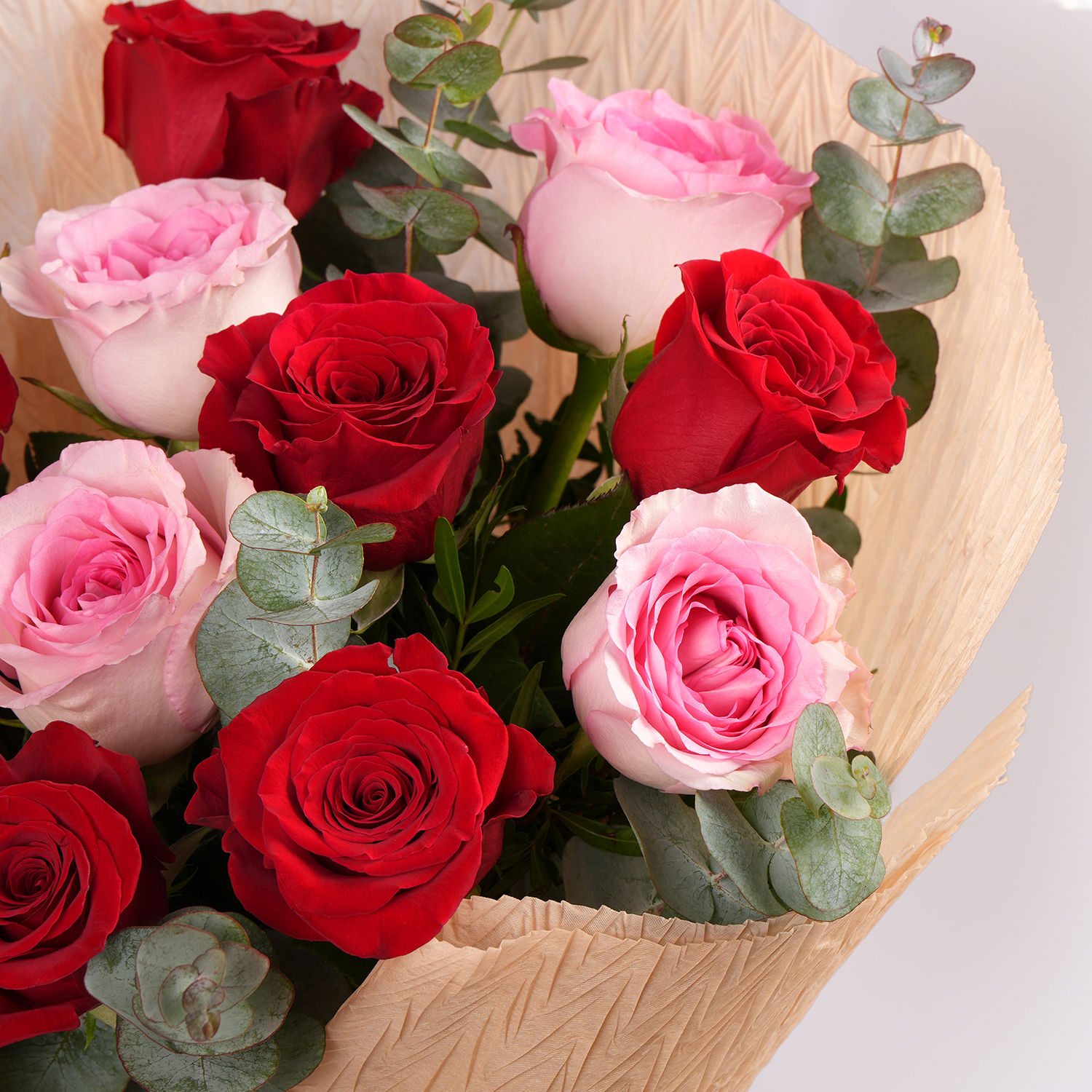 Order Valentine Special 12 Roses Bouquet Online | Same-Day Delivery UAE